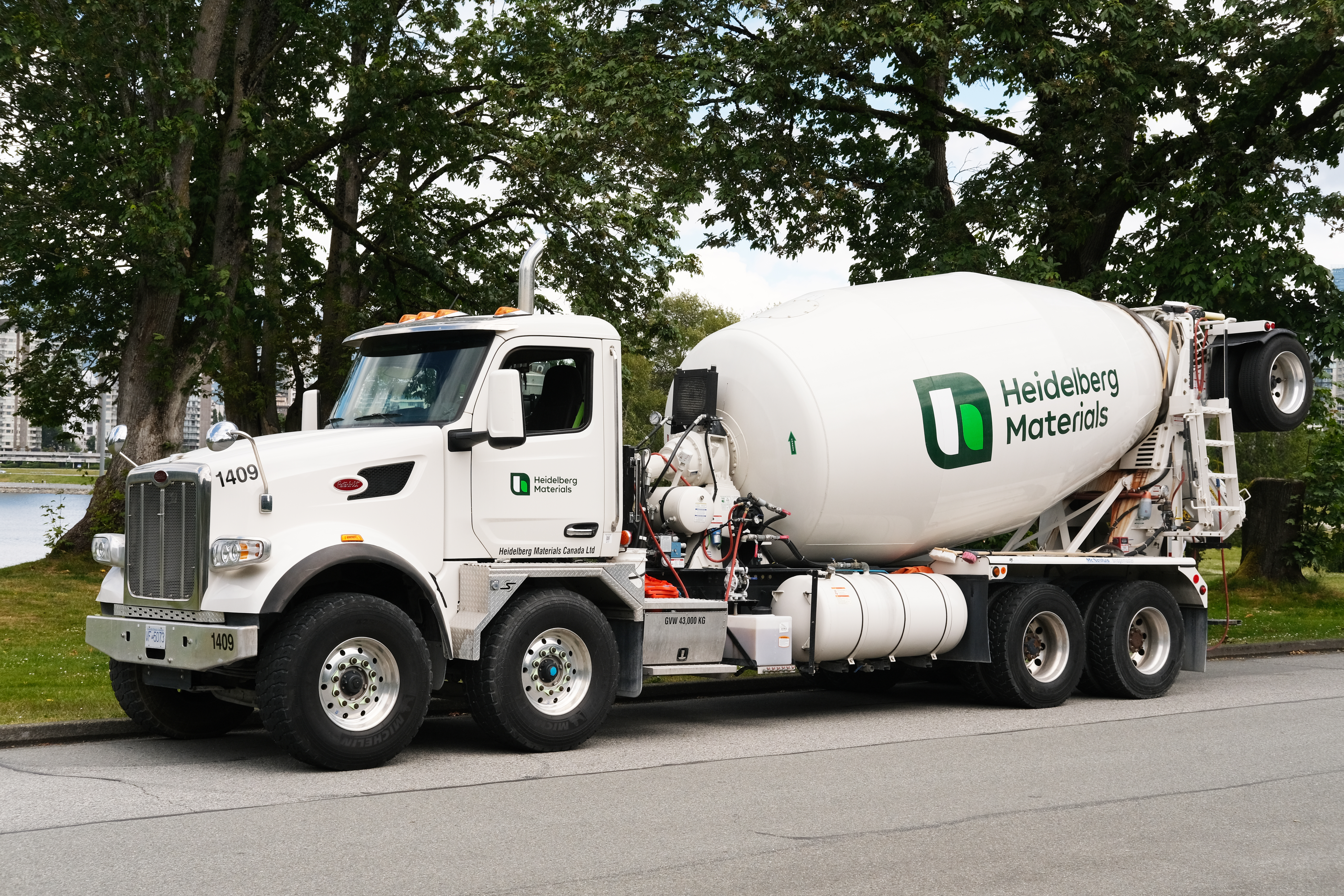 Ottawa Ready Mix Team Delivers Evobuild